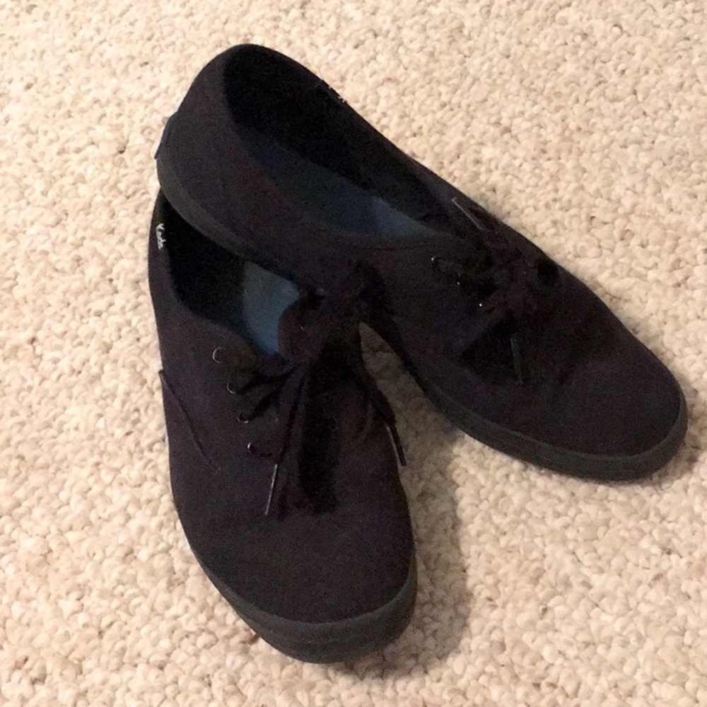 Keds canvas tennis shoes